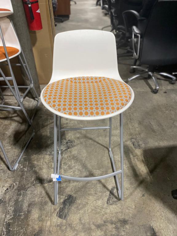 Steelcase Coalesse Barstool - click to see full size photo
