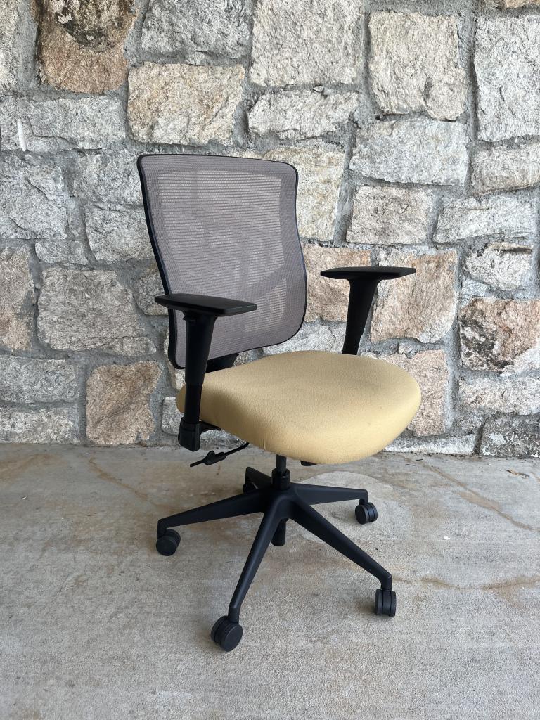 Highmark Bolero Task Chairs - click to see full size photo