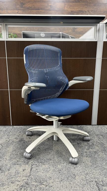 Knoll Generation Task Chair - click to see full size photo