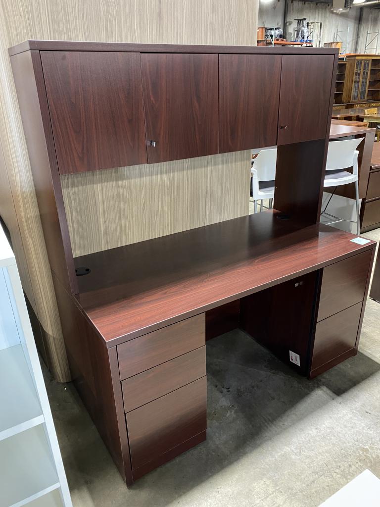 Hon Double Ped Desk w/ Hutch - click to see full size photo