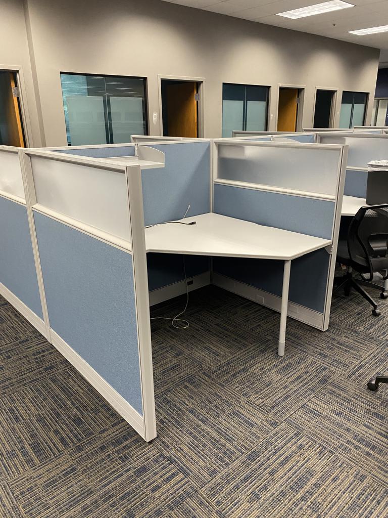 5x4 Global Workstation- White - click to see full size photo