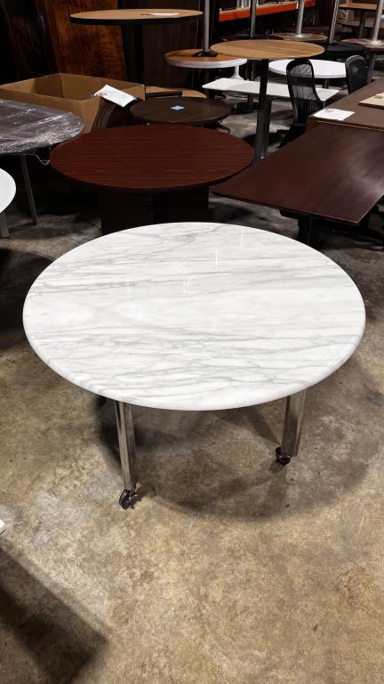 White Marble Round Table - click to see full size photo